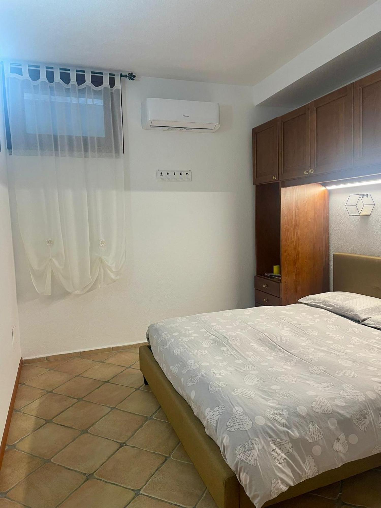 Looney Tunes Home Olbia Exterior foto