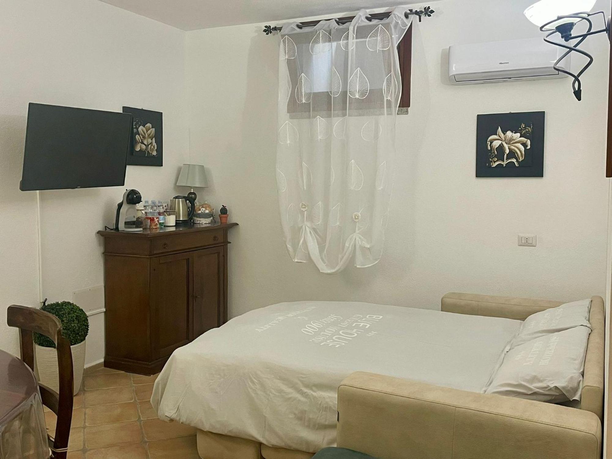 Looney Tunes Home Olbia Exterior foto