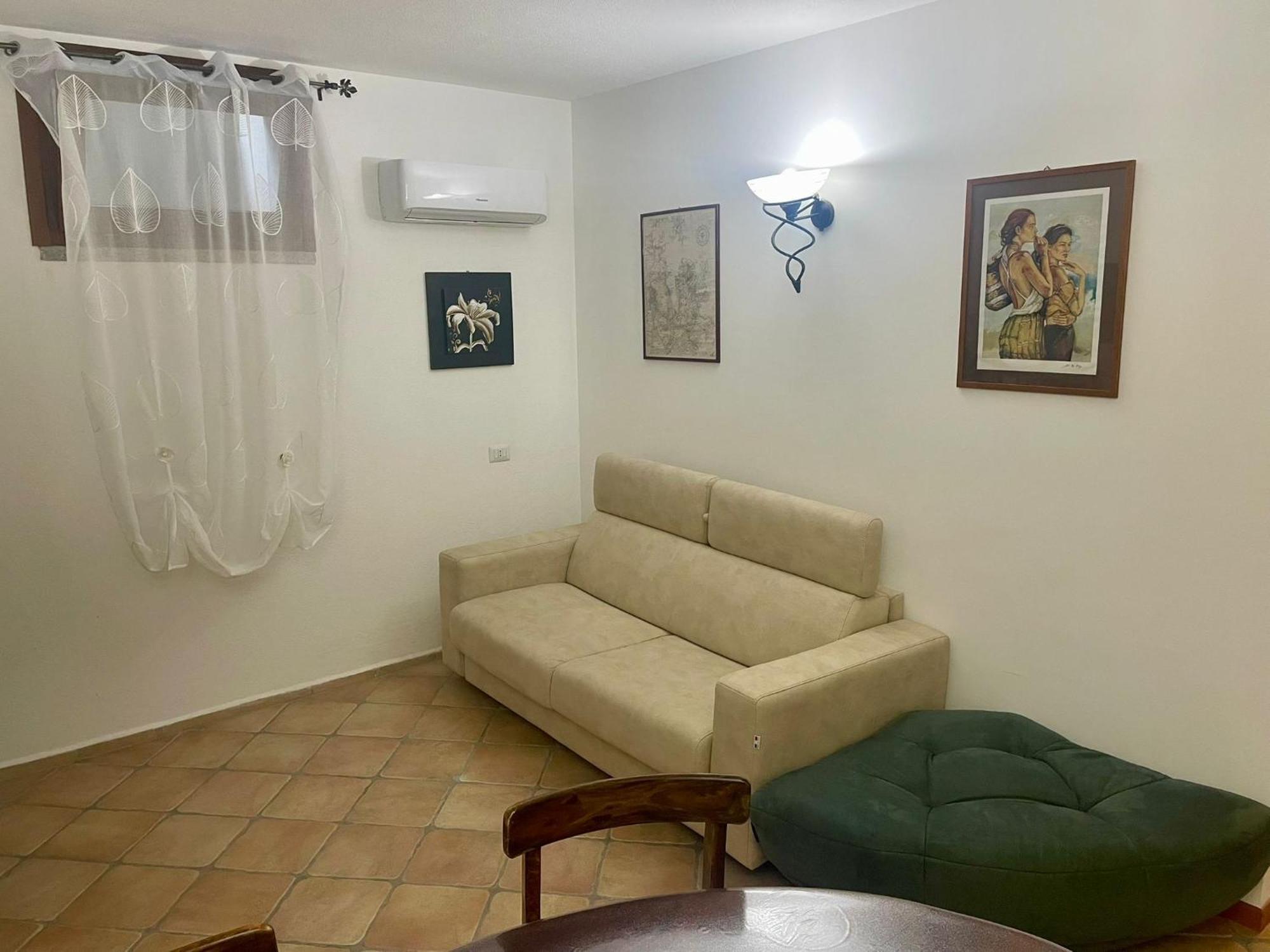 Looney Tunes Home Olbia Exterior foto